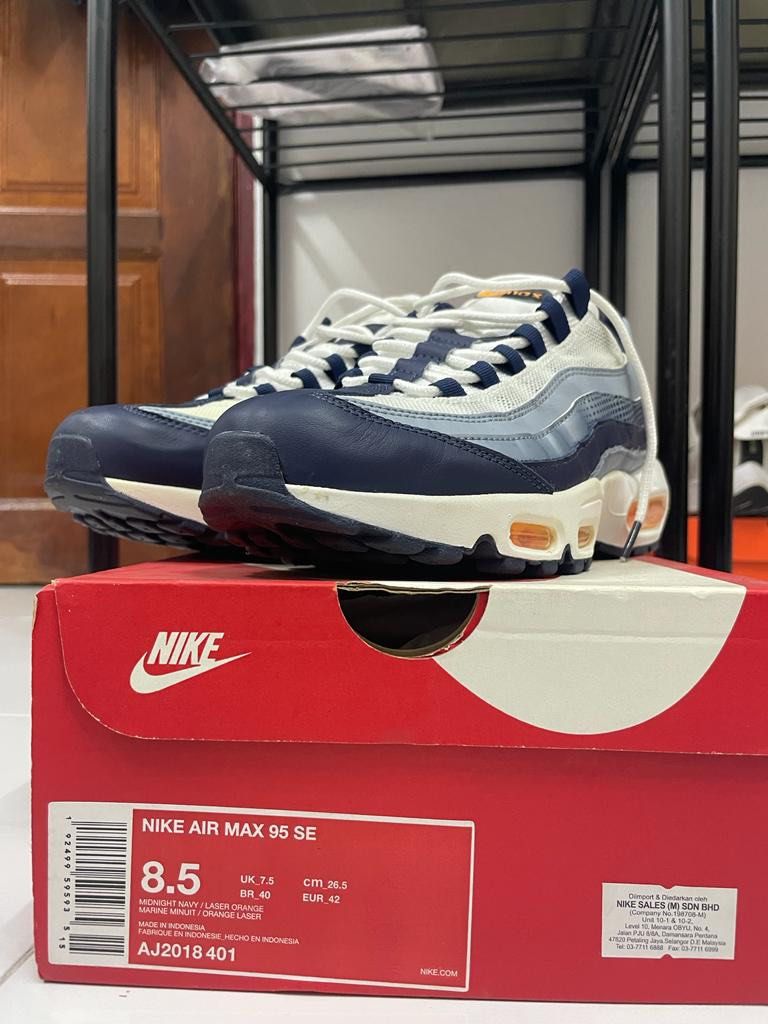 Nike air max 95 se midnight navy best sale