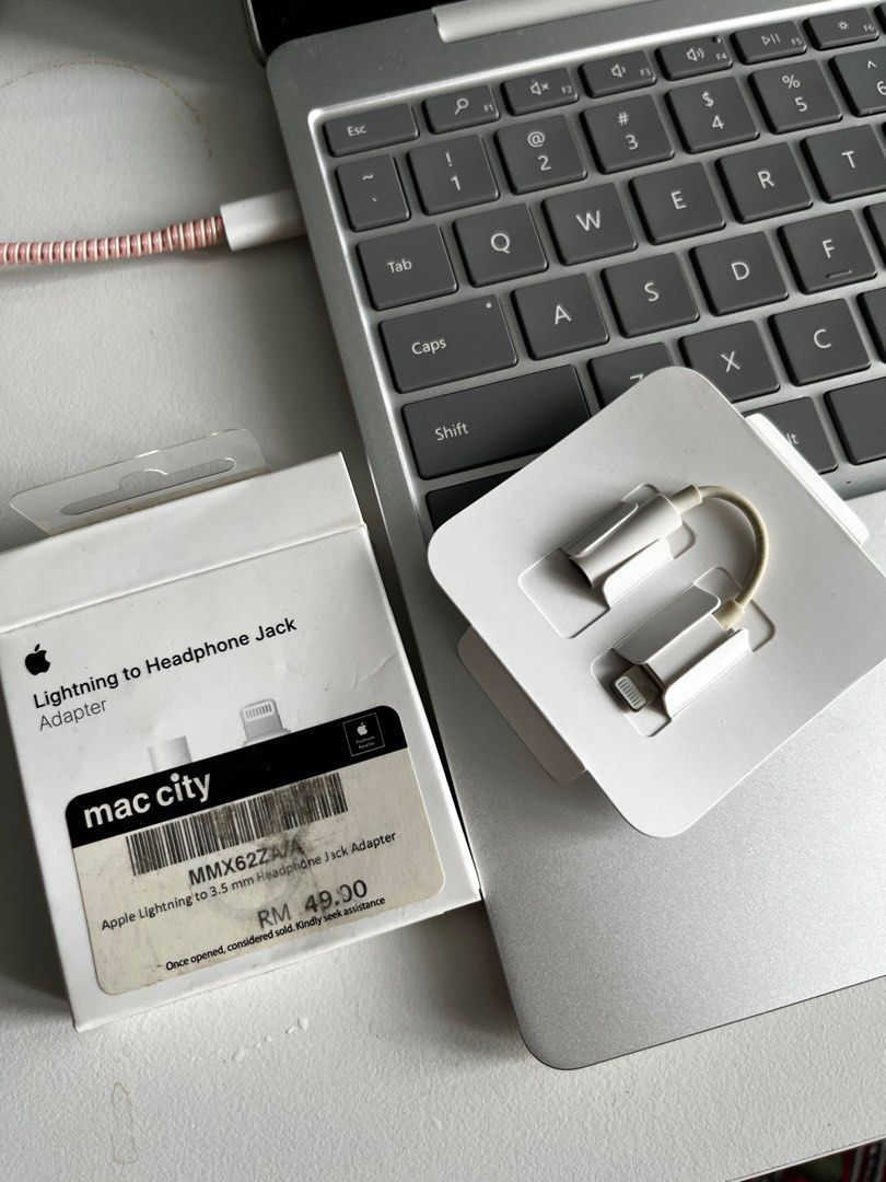 Apple Headphone Jack Adapter, Mobile Phones & Gadgets, Mobile & Gadget