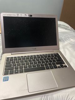 Asus UX305UA incl Charger