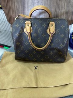 ✈️ LV Keepall Bandoulière 25, Luxury, Bags & Wallets on Carousell