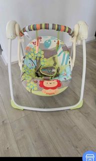 Baby swing