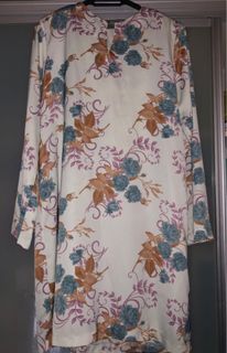 (Category: ) located in . Submitted by cinnamon_thrift (Listing ID 1257117333, Image 1). Description: .