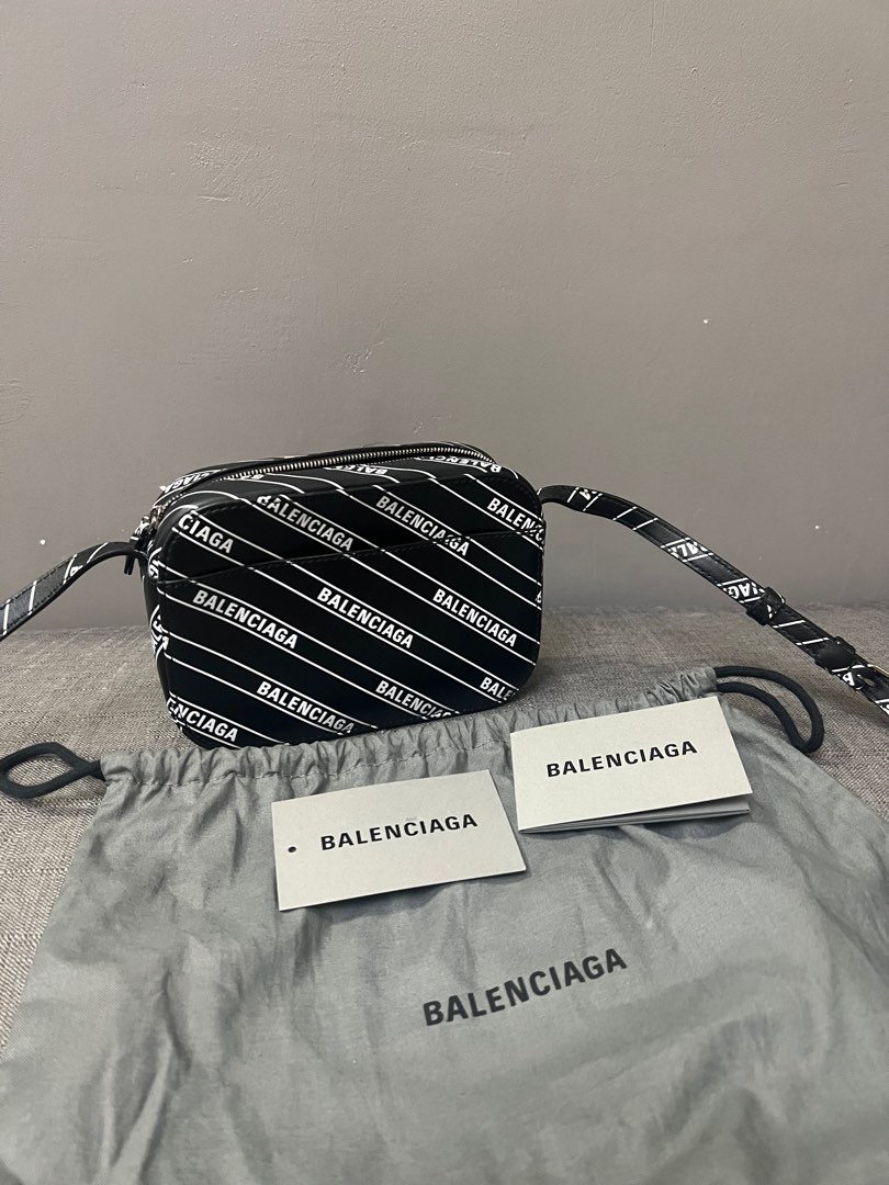 Balenciaga Camera Bag, Women's Fashion, Bags & Wallets, Crossbody Bags