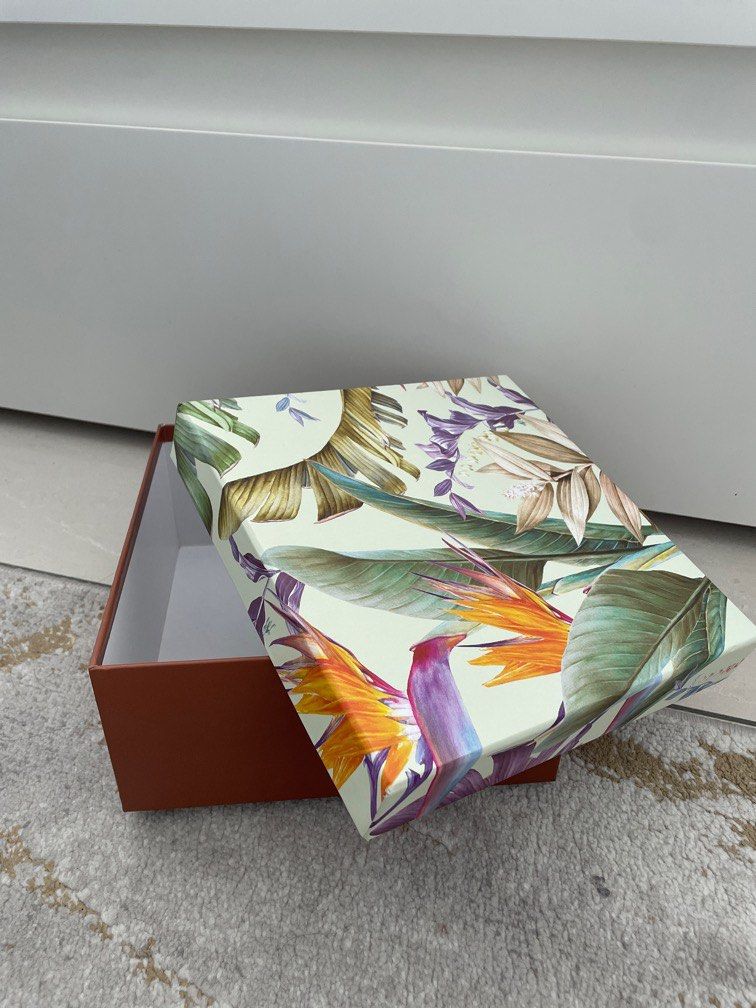 Beautiful Kaison Gift Box, Furniture & Home Living, Home Improvement