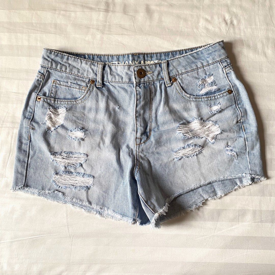 Bethany Mota Denim Shorts Light Wash (Category: Shorts) located in Quezon City. Submitted by lvma_ (Listing ID 1257098227, Image 1). Description: Used but still in good condition Distressed Size 6 on tag.