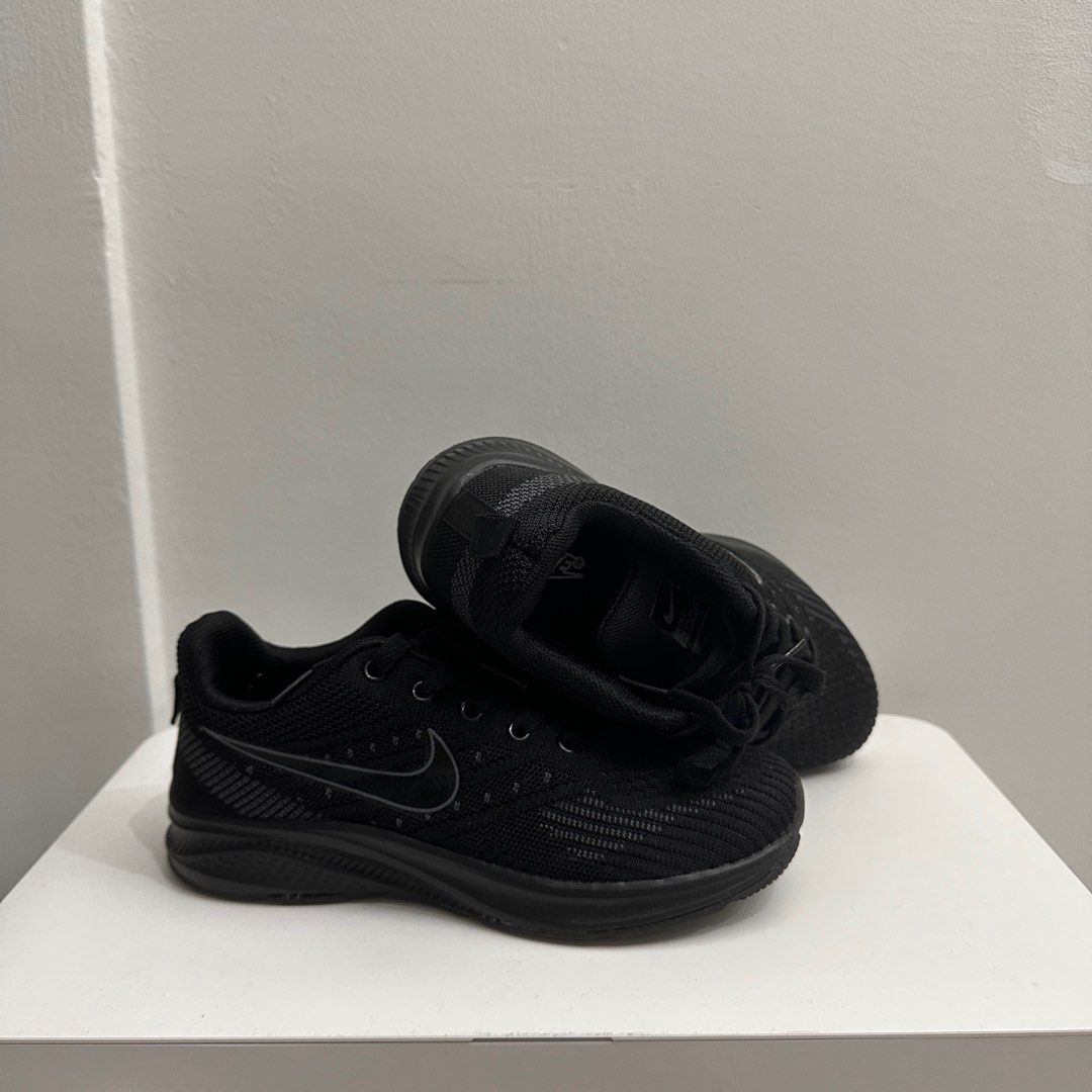 Black Nike Running Shoes Trainers