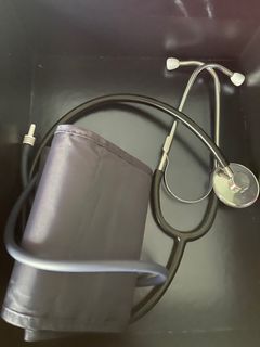 Blood pressure cuff