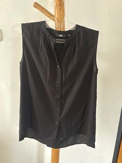 Blouse Uniqlo - black