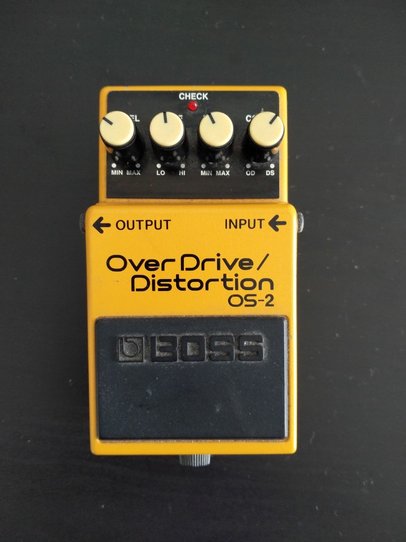 Boss overdrive / distortion OS2 OS2, Hobbies & Toys, Music & Media, Musical Instruments on