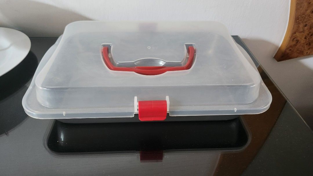 Cake Tin Carrier from Metro, Furniture & Home Living, Kitchenware & Tableware, Bakeware on Carousell