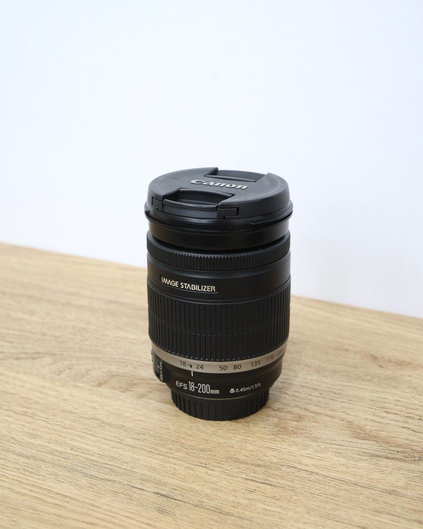 CANON EF-S 18-200MM F3.5-5.6 IS LENS (99% NEW), Photography, Lens