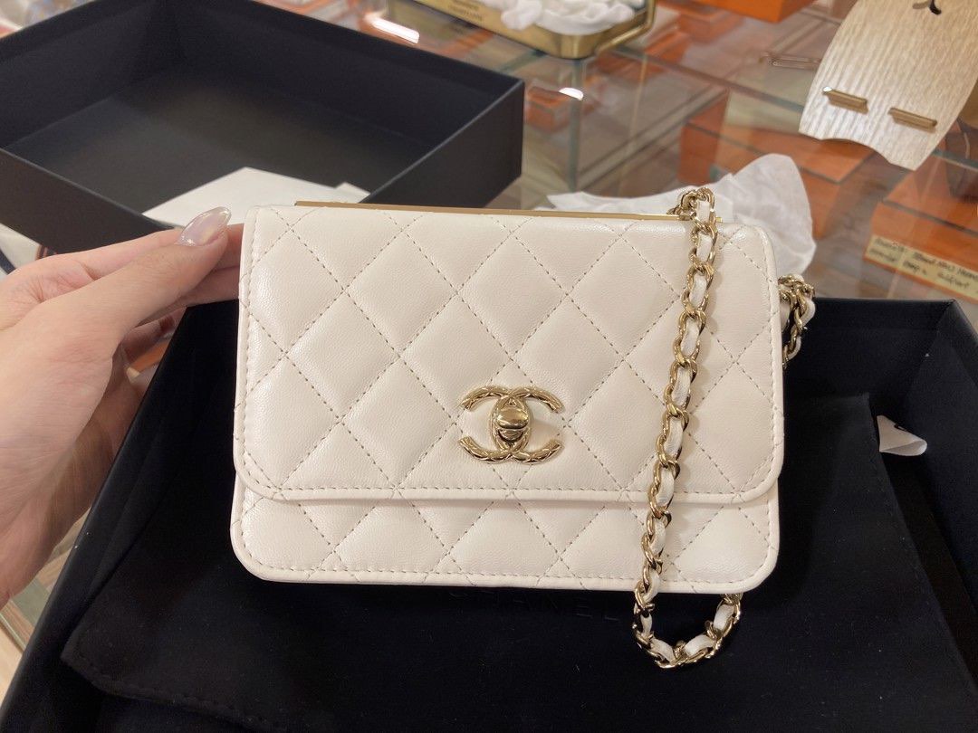 Chanel trendy cc mini woc lambskin white gold Carousell