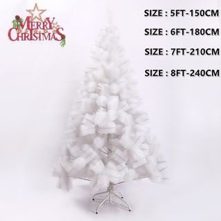 Christmas’s Pine Needle Tree - White