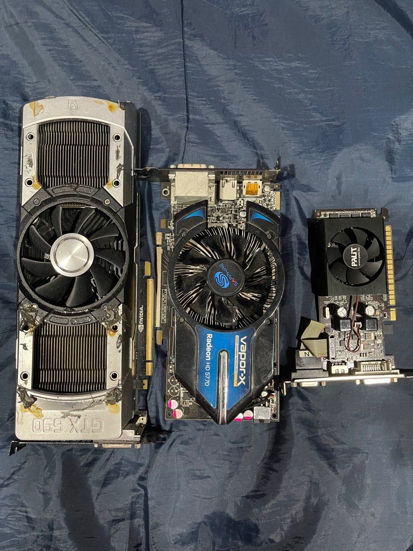 computer video card package of 3 (Category: Computer Parts) located in Quezon City. Submitted by 0503rohangondor (Listing ID 1257018375, Image 1). Description: package of 3 defective video card vapor x may ilaw at fan naman palit gumagana gtx690 nagauto off kayo na magpagawa.