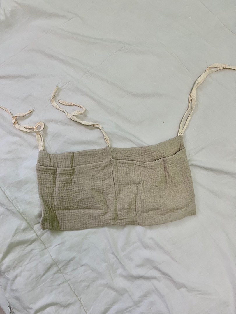 Crib hanger pocket, Babies & Kids, Baby Nursery & Kids Furniture, Cots