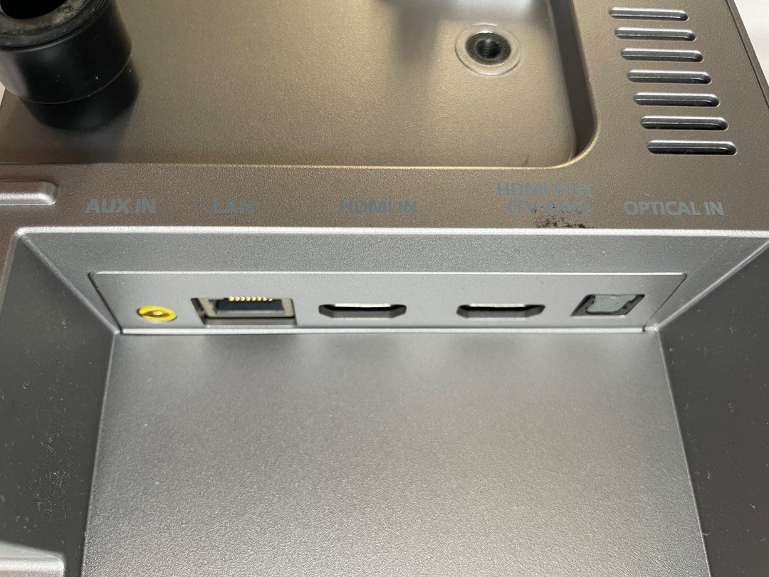 Curved Sound bar and Subwoofer, Audio, Soundbars, Speakers & Amplifiers