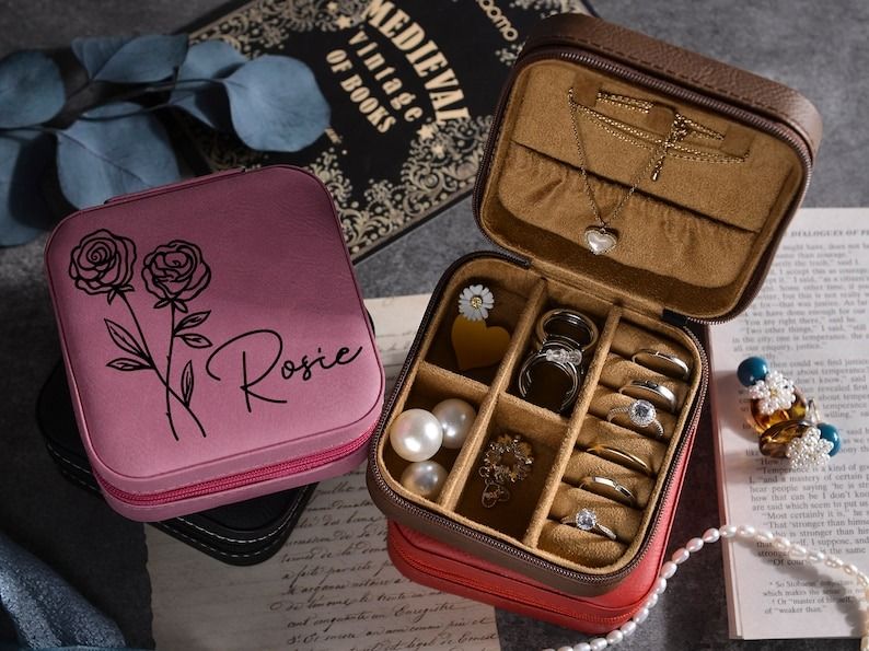 Medieval jewelry box online