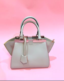 (Category: ) located in . Submitted by thetrendph (Listing ID 1257146388, Image 1). Description: .