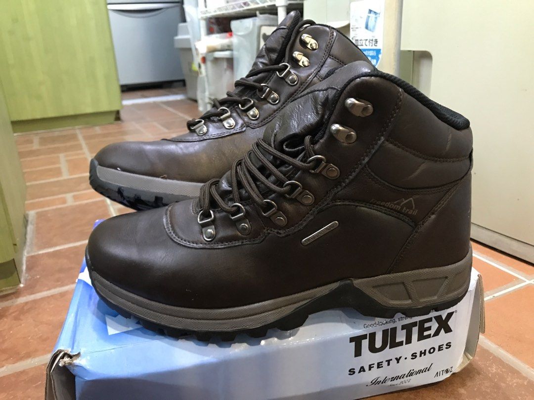 Freedom trail boots sales