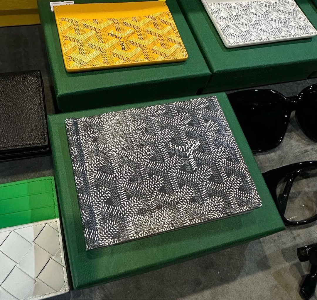 Goyard money clip, Men's Fashion, Watches & Accessories, Wallets & Card