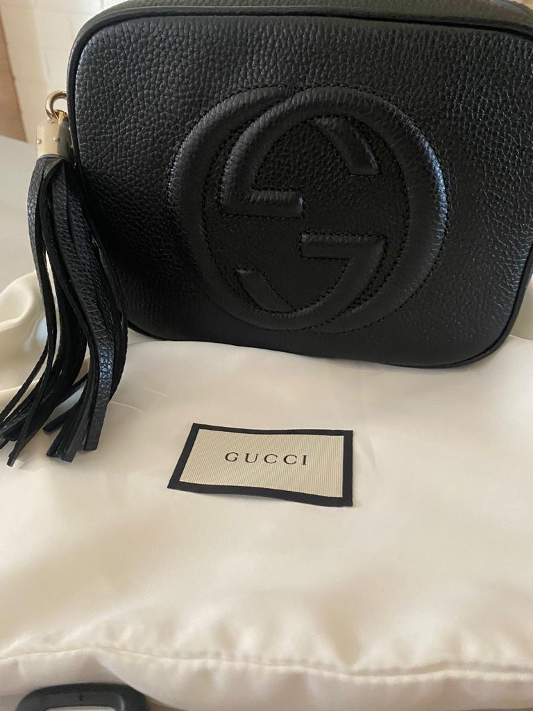 Gucci black outlet sling bag price