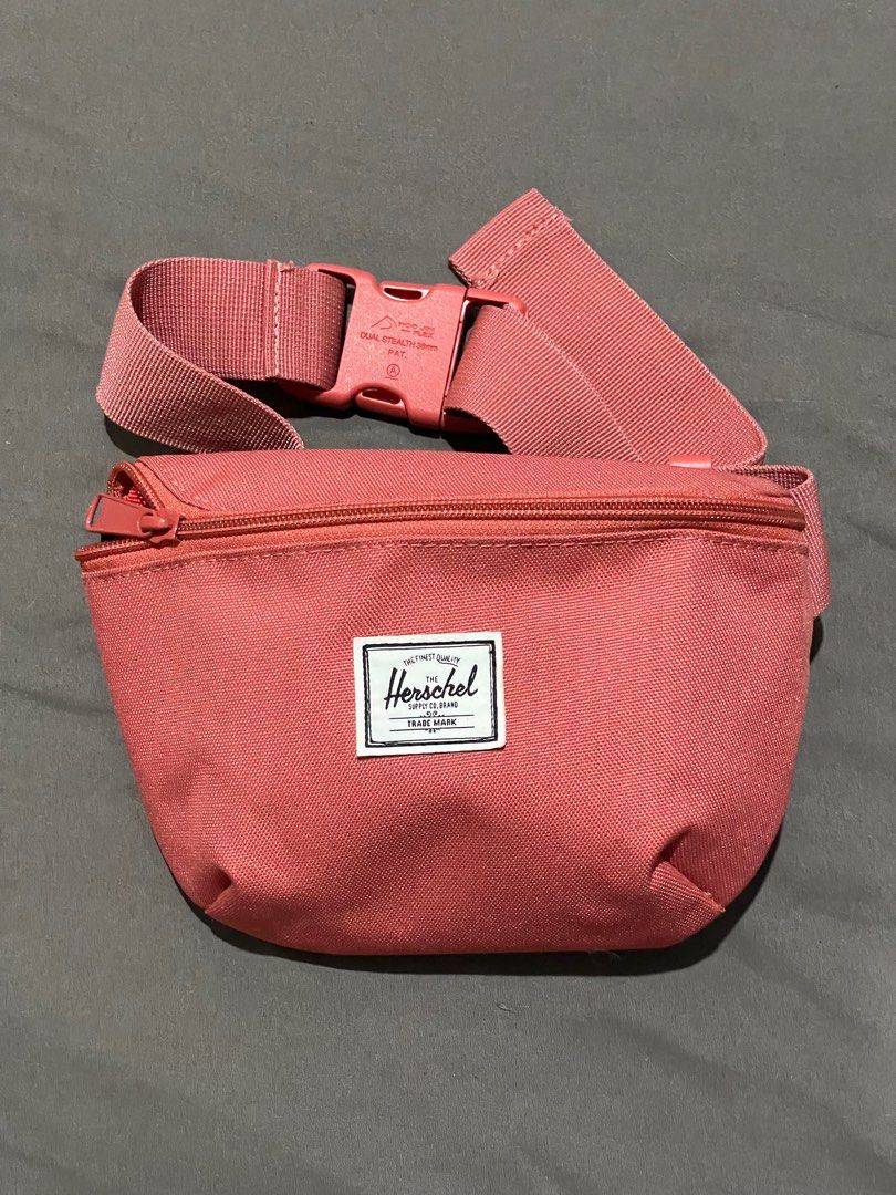 Herschel Hip Packs, Women's Fashion, Bags & Wallets, Crossbody Bags on