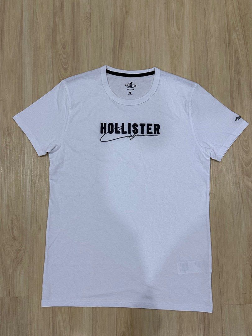 Hollister embroidered new arrivals logo graphic tee
