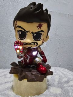 Hot Toys Cosbaby (Large) Avengers End Game: Iron Man Mark 85 (Battling Version)