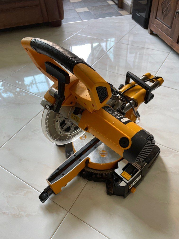Jcb sliding shop mitre saw