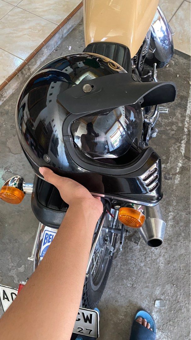 Jp helmet signature helm cakil, Motor di Carousell