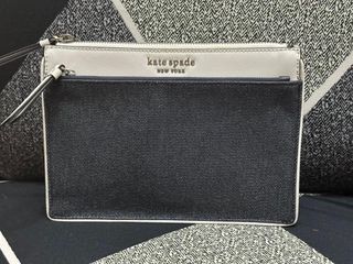(Category: ) located in . Submitted by bosses22 (Listing ID 1257113170, Image 1). Description: .