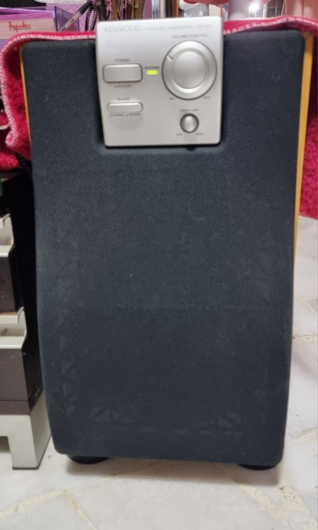 Kenwood Powered Subwoofer SW305, TV & Home Appliances, TV