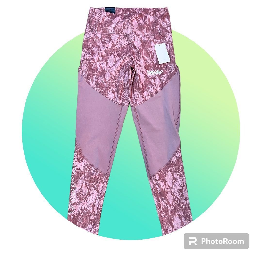 Mossimo yoga capris discount