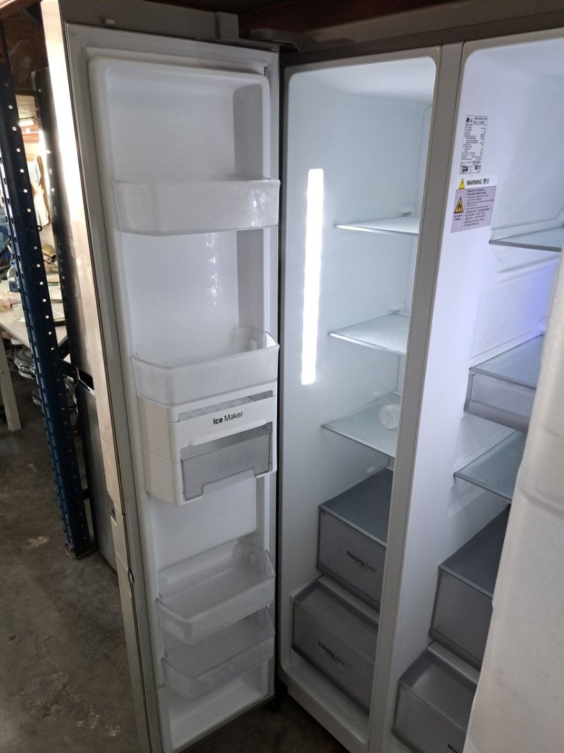 Look new Lg side by side Refrigerator Fridge inverter 625L net warranty