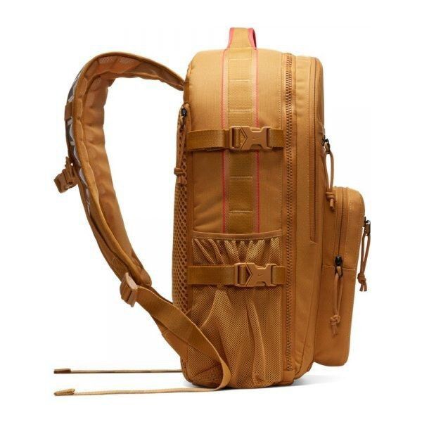LOOKING FOR NIKE UTILITY BACKPACK Men s Fashion Bags Backpacks on Carousell