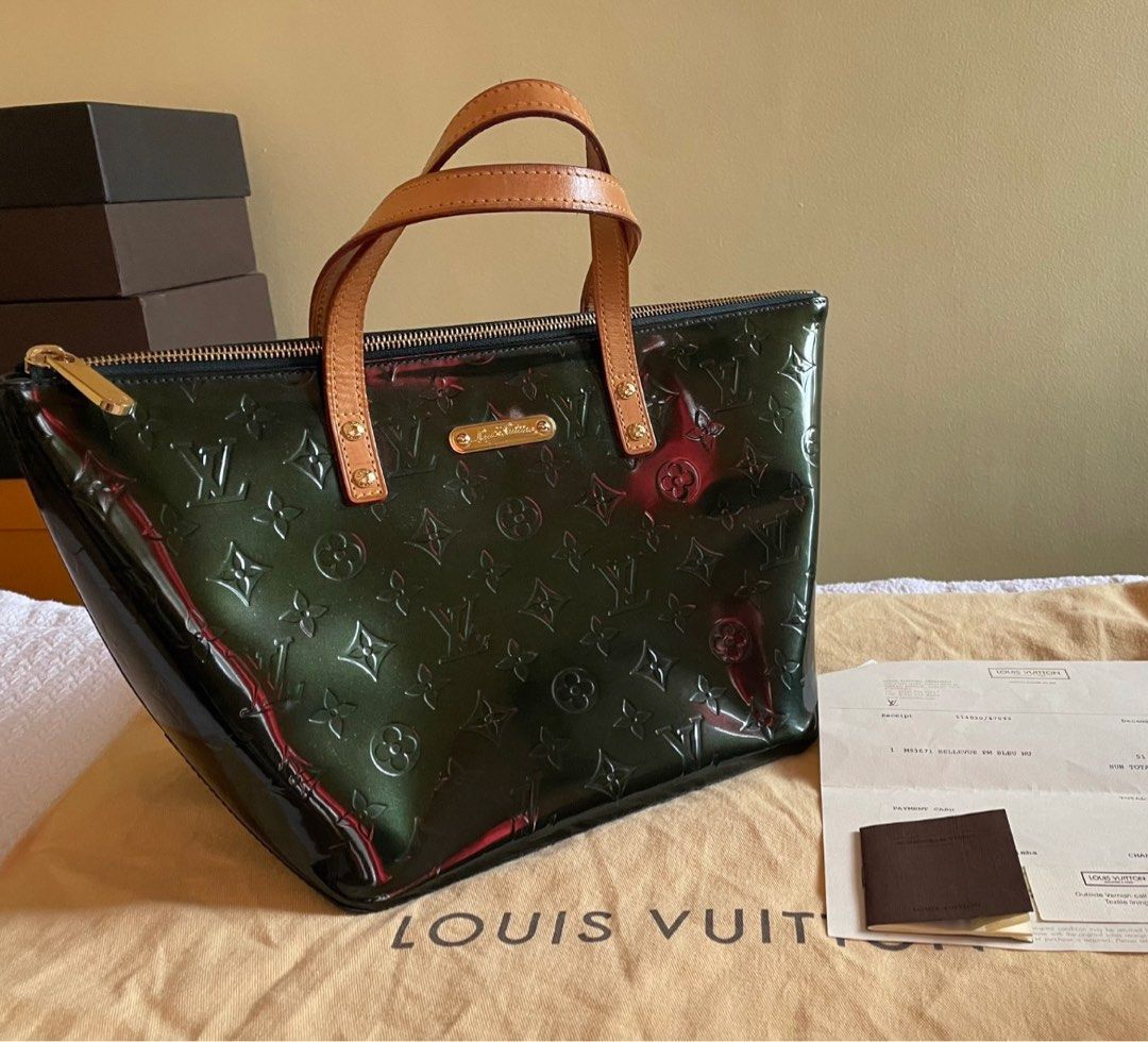 Louis Vuitton Bellevue PM Green Monogram Vernis in 2023  Louis vuitton,  Louis vuitton vernis, Patent leather style