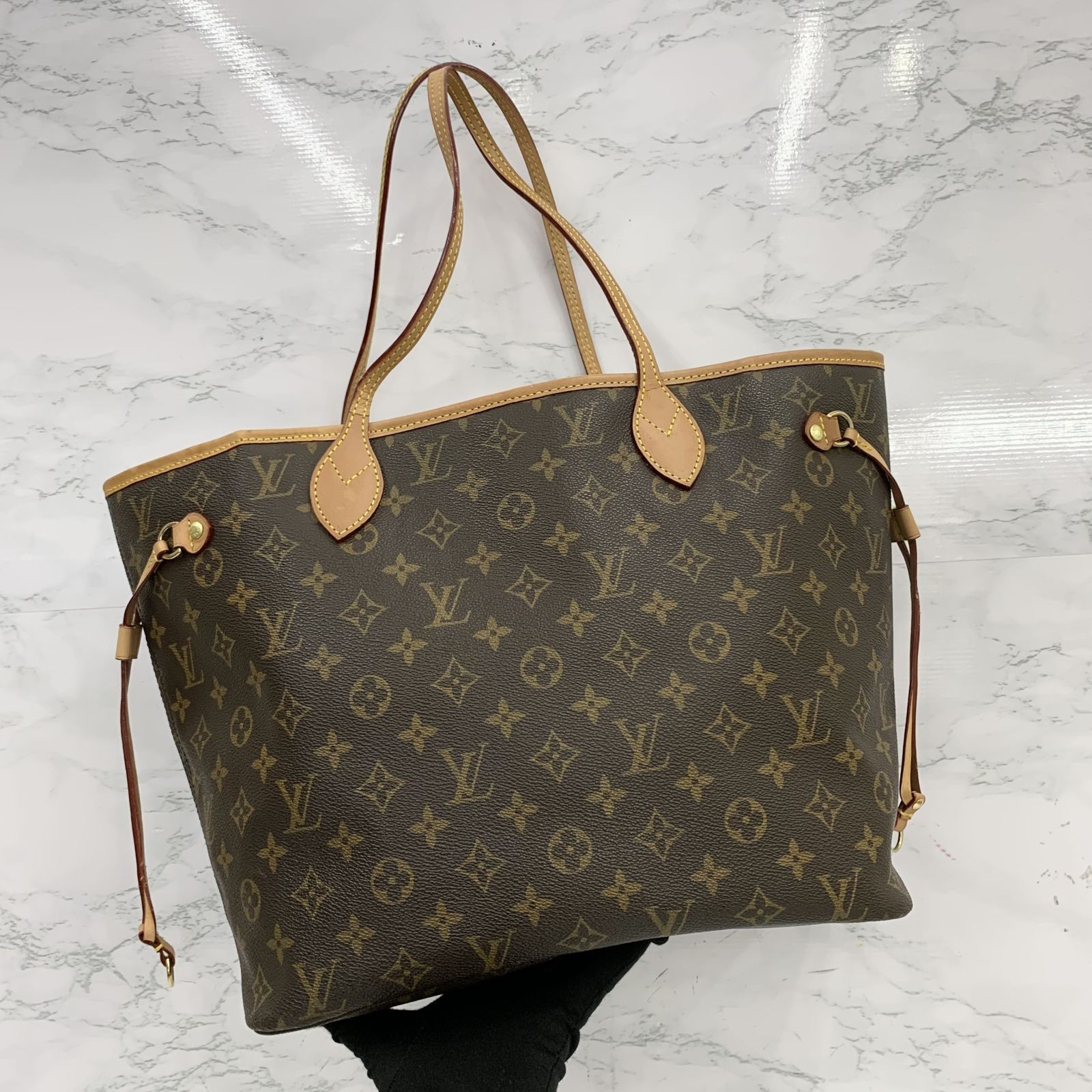 Used louis vuitton lv neverfull N51105 MM medium bag, Luxury, Bags &  Wallets on Carousell