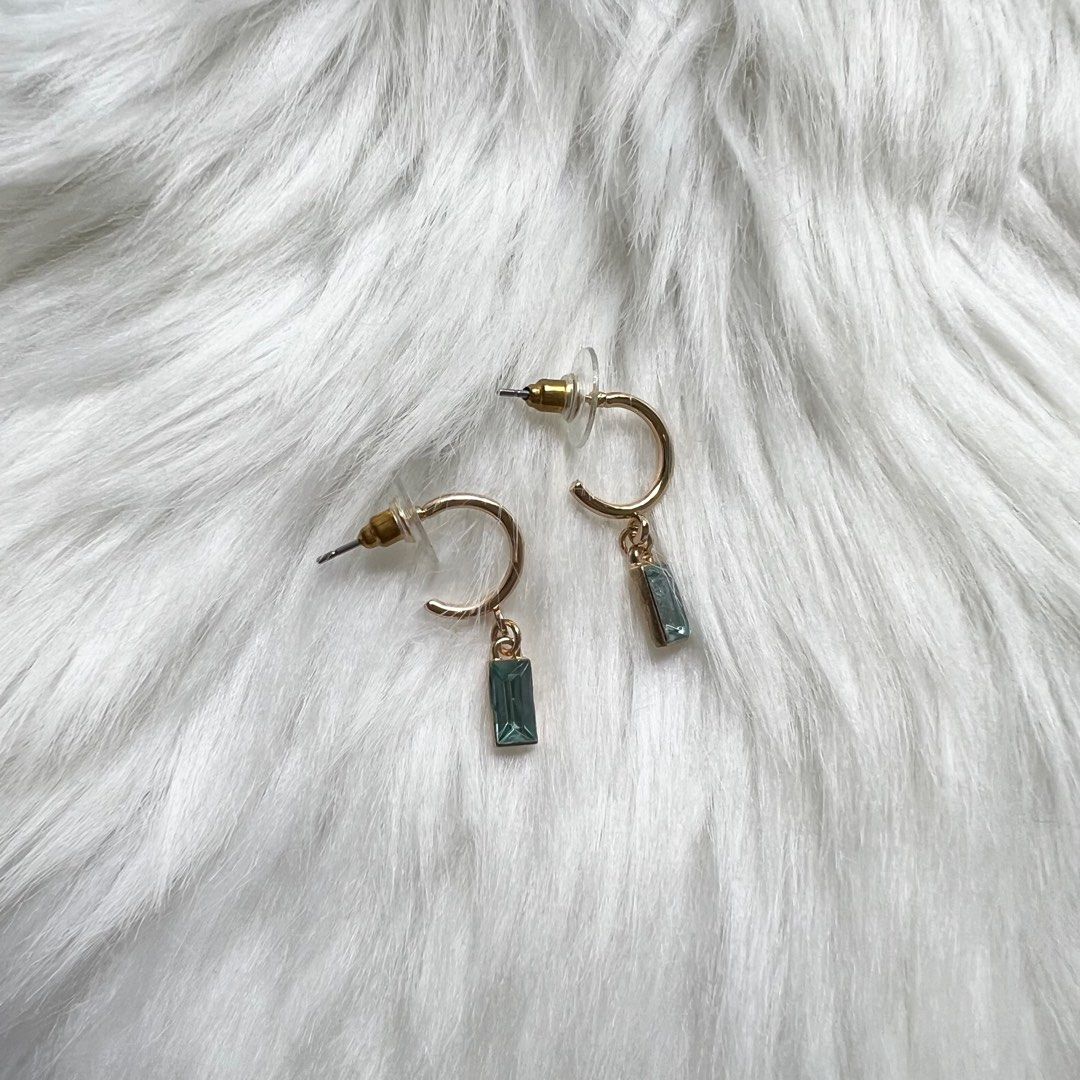 Lovisa Earrings (Rose Gold Studs), Women's Fashion, Jewelry