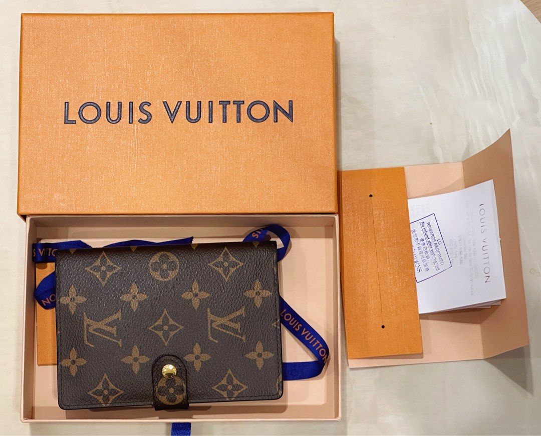 Louis Vuitton Small Ring Agenda, A7