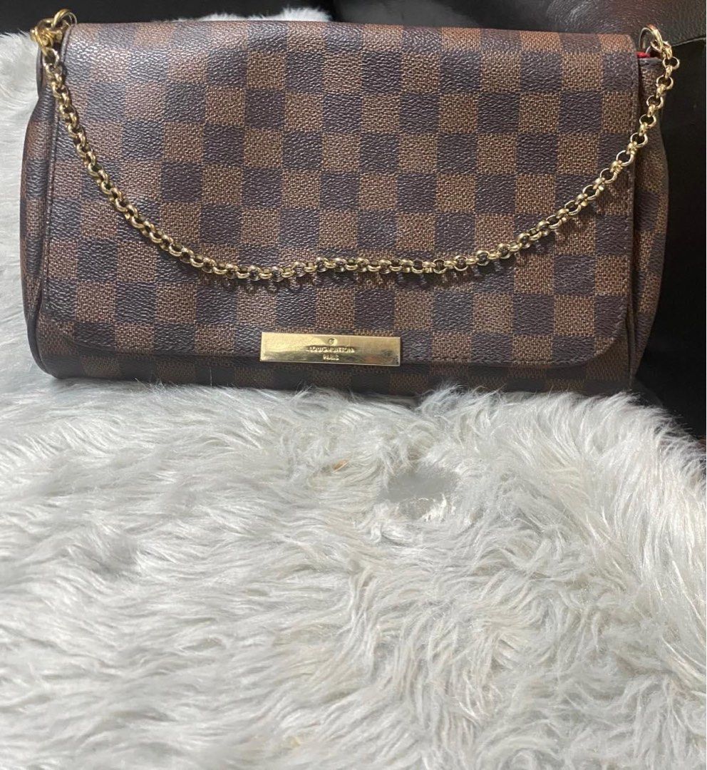 LV Mini Pochette with Gold Chain Sling, Luxury, Bags & Wallets on Carousell