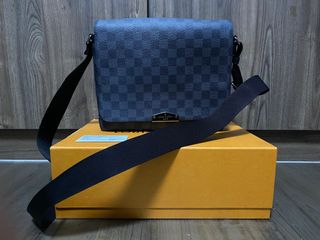 Louis Vuitton, Bags, Lv District Pm Nv2 D Graphite