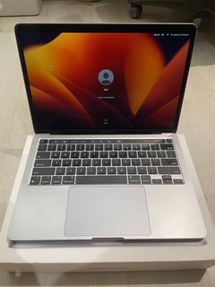 MacBook Pro M1