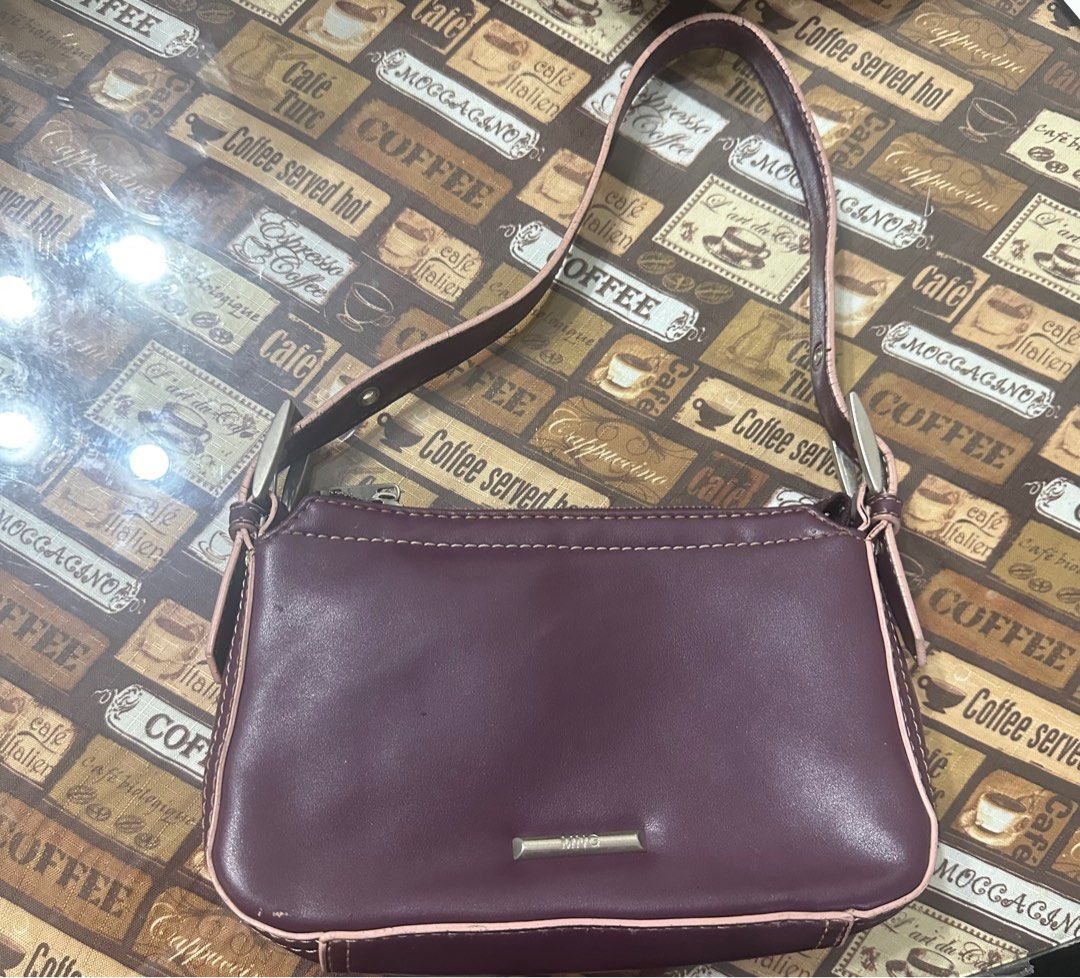 Mango MNG Kili Bag (Category: Luxury Bags & Wallets) located in Manila. Submitted by shopaholic_gurl (Listing ID 1257154838, Image 2). Description: Purple MNG kili bag Front compartment Top zipped enclosure Internal pockets Legit mango bag Internal signature mng fabric lining No flaws With normal signs of usage No leather flaws Sold as is.