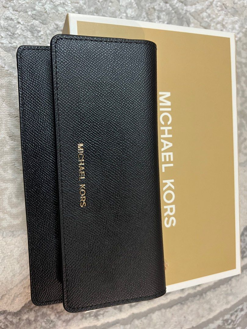 Michael kors 2025 ladies wallet