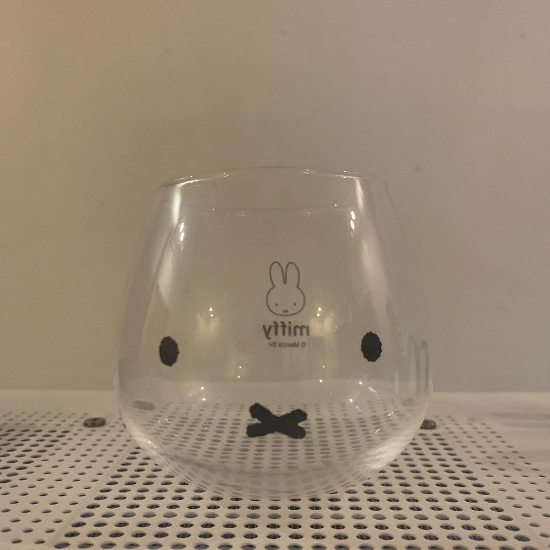 Miffy Round Glass 🐇 (Category: Dinnerware & Cutlery) located in Taytay. Submitted by qwertymiffy (Listing ID 1257132531, Image 2). Description: .