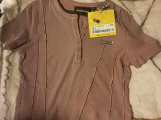 （分類：）位於 。 由 tinchan85 提交（商品編號 1257144957，圖片 1）。簡介： 。