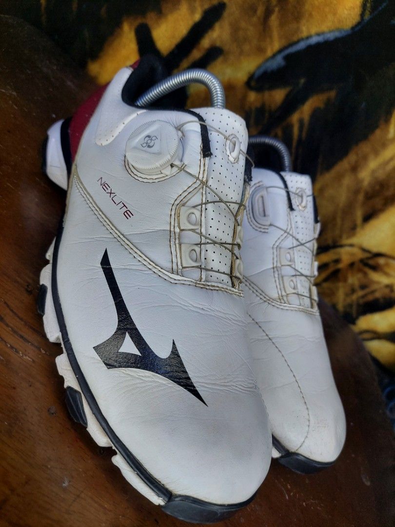 MIZUNO NEXLITE GOLF SHOES SIZE 7.5 men