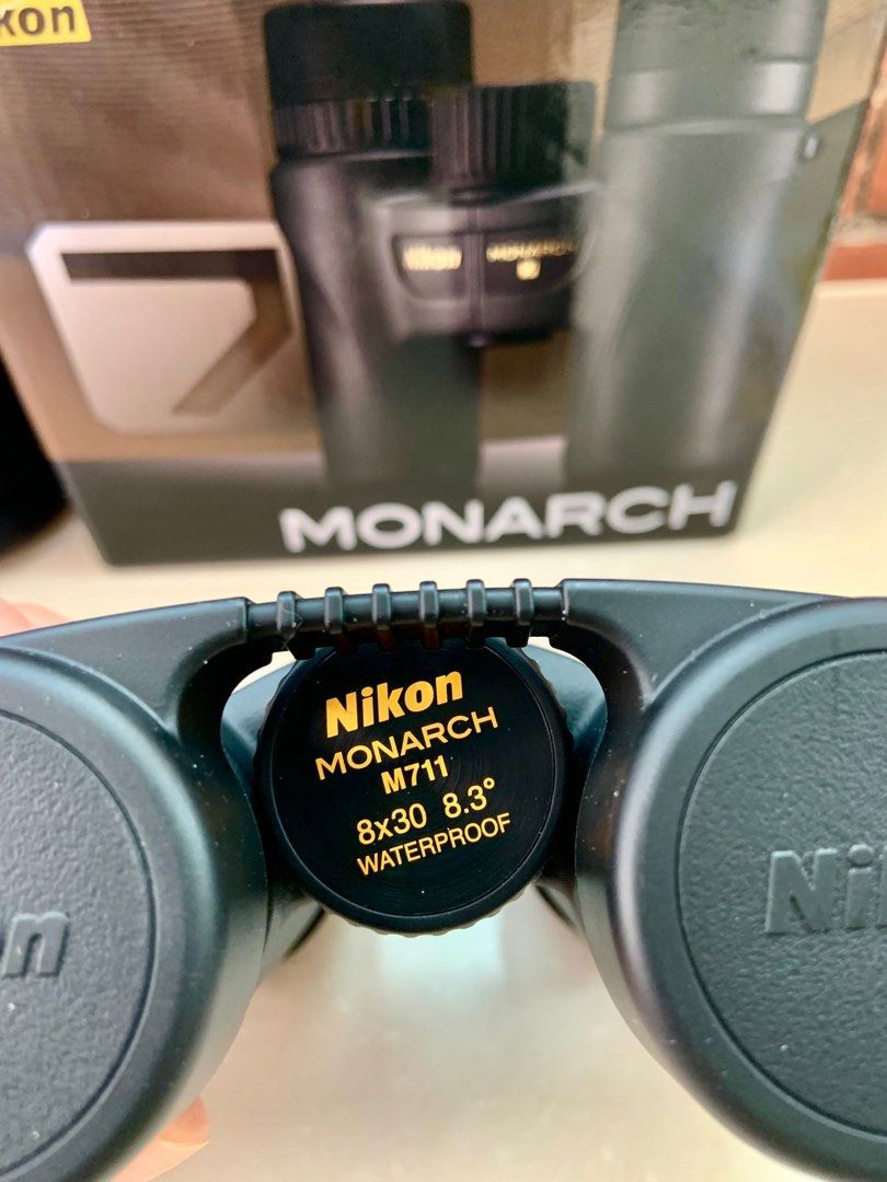 Nikon monarch shop m711
