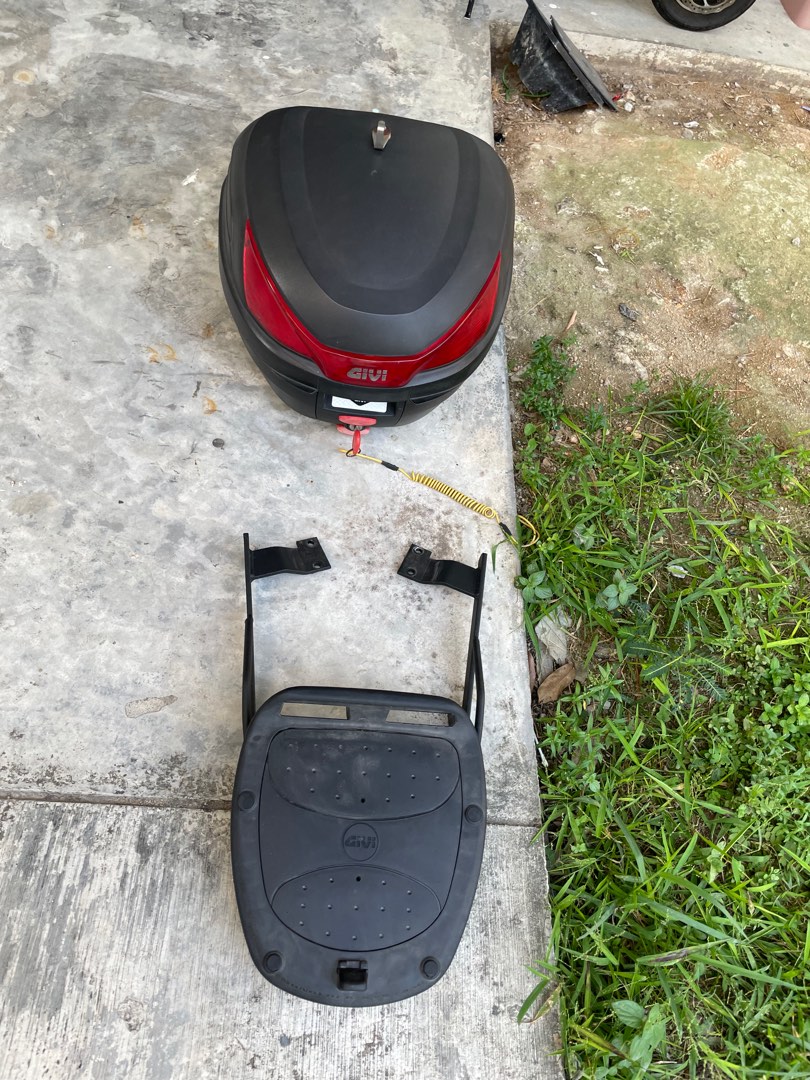 motorcycle givi box with rack, Motorcycles, Motorcycle Accessories on ...