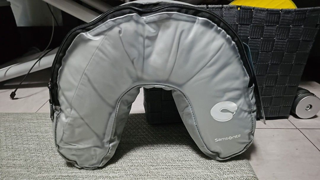 Samsonite convertible travel pillow sales